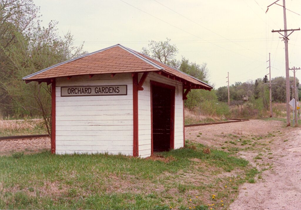 Burnsville, Orchard Gardens Depot 1987