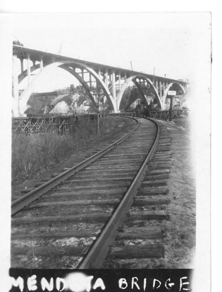 Mendota Heights, Mendota Bridge being built 1926